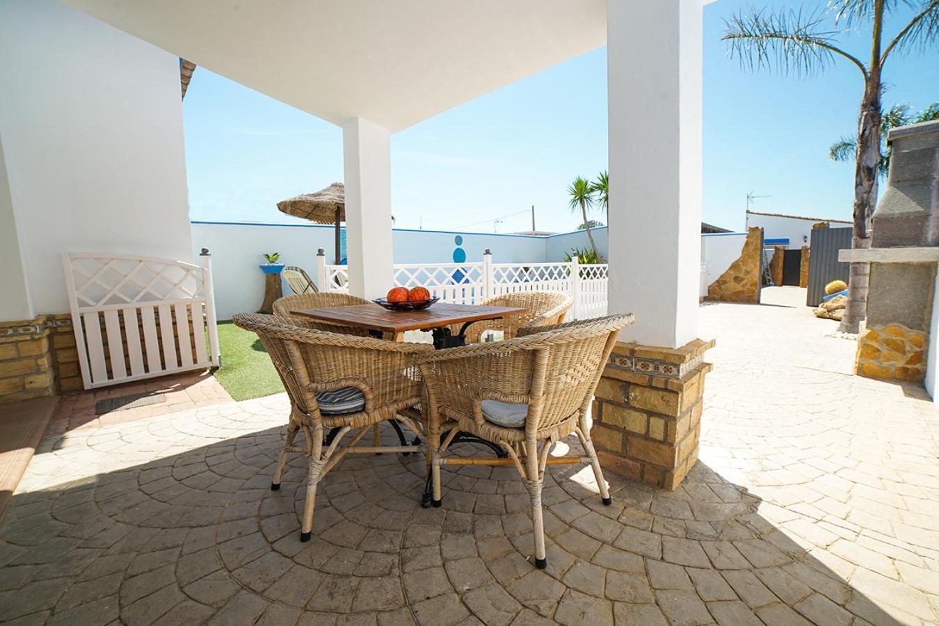 Yuca Con Piscina Privada En Ferienhaus